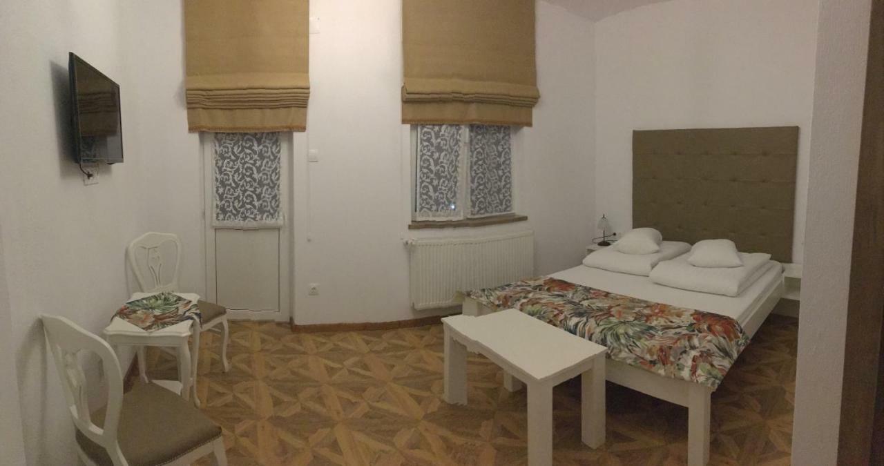 Casa Karola Haz Bed & Breakfast BaileTusnad Exterior foto